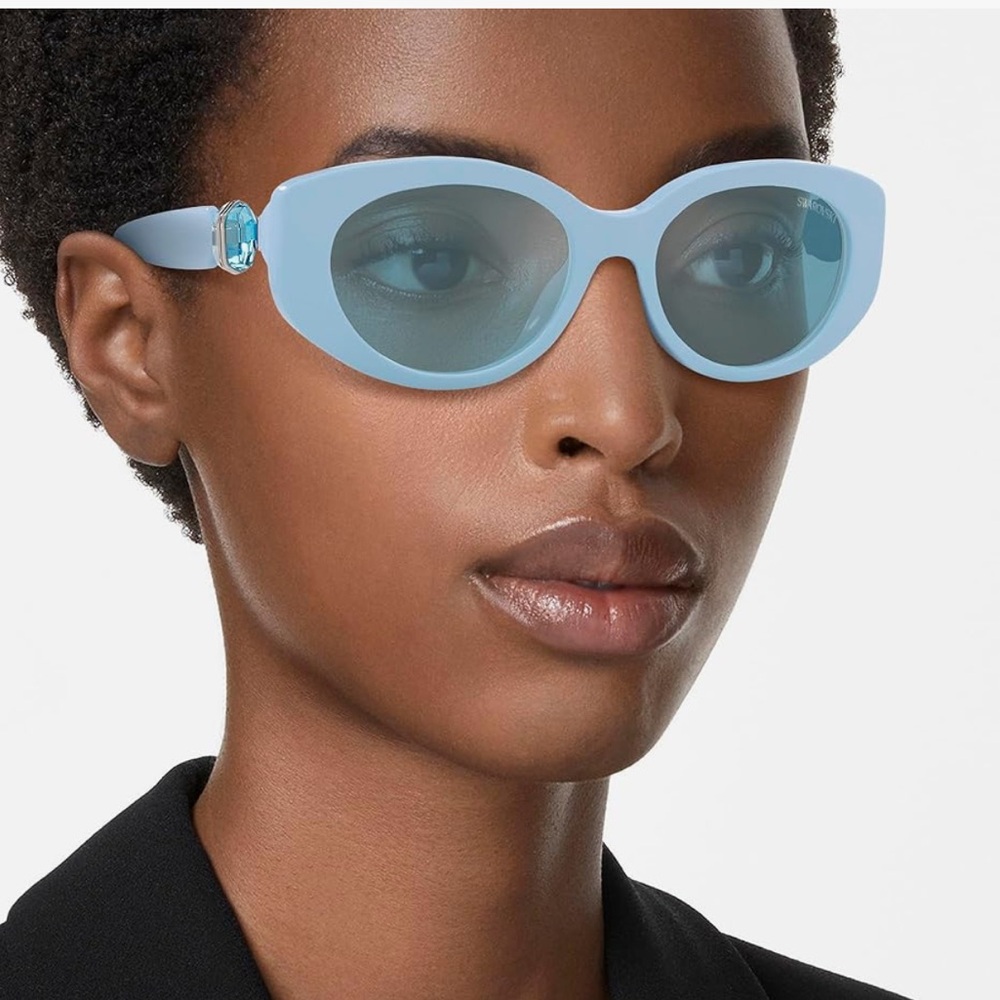 SWAROVSKI BLUE OVAL SUNGLASSES WITH CRYSTAL ACCENTS SK6002 NWT WITH CASE